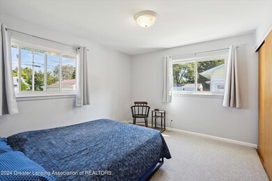 07-3420-W-Willow-St-Lansing-MI-48917-Win