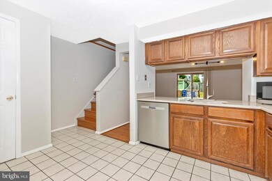 1432 Farmcrest Way, Silver Spring, MD 20905 - photo 4