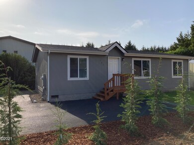 707 SE Neptune Ave, Lincoln City, OR 97367 - photo 2