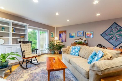 K8 Stonehedge Dr unit K-8, South Burlington, VT 05403 - photo 4