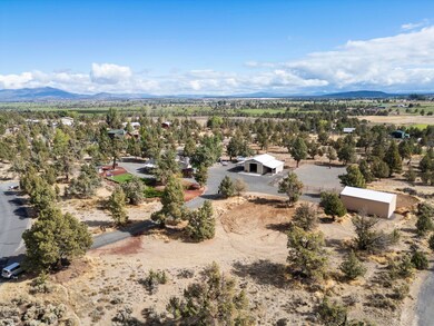 165 SW Bent Loop, Powell Butte, OR 97753 - photo 2