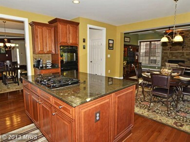 21370 Fairhunt Dr, Ashburn, VA 20148 - photo 5