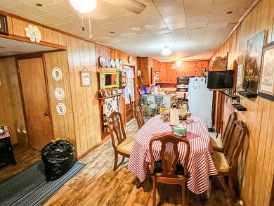 153 Shelton St, Linden, TN 37096 - photo 7