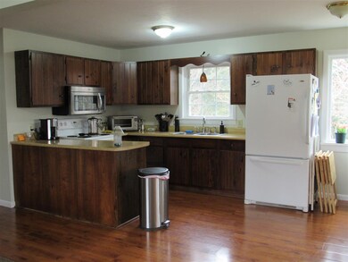 119 Farr Dr, Castleton, VT 05735 - photo 2