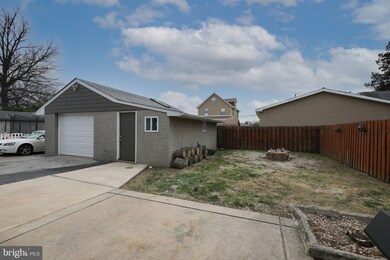 23 N Ridgeway Ave, Glenolden, PA 19036 - photo 7