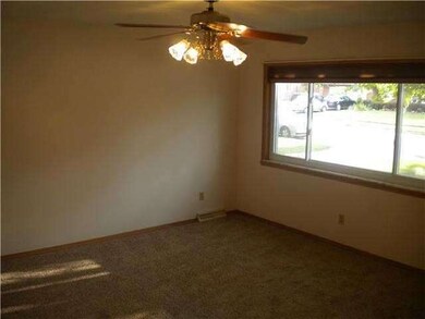 419 Pine Rd, Woodville, OH 43469 - photo 3