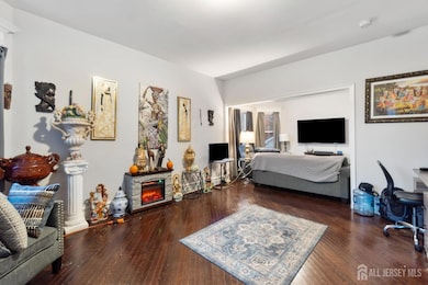 21-23 Leslie St unit 23, Newark, NJ 07108 - photo 3