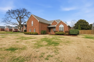 2706 Maylon Dr, Murfreesboro, TN 37128 - photo 2