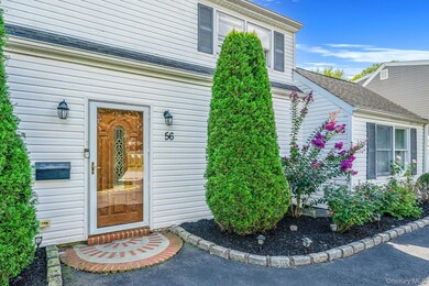 56 Cliff Ln, Levittown, NY 11756 - photo 4