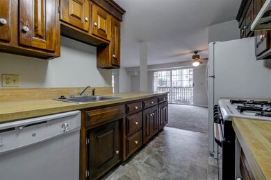 146 Cannongate III, Nashua, NH 03063 - photo 5