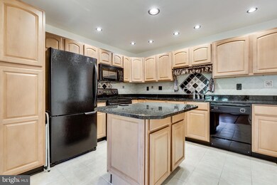 8707 Parkland St, Manassas, VA 20111 - photo 5