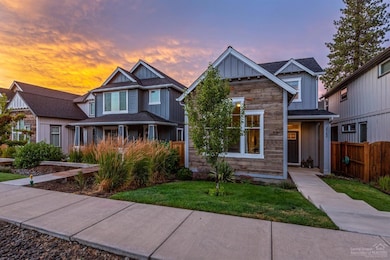 20482 SE Del Coco Ct, Bend, OR 97702 - photo 2