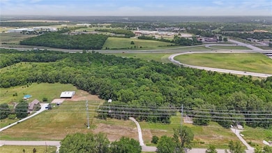 34730 W 95th St, De Soto, KS 66018 - photo 3