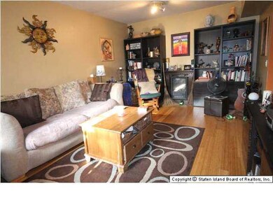 7 Revere Ln unit C, Staten Island, NY 10306 - photo 3