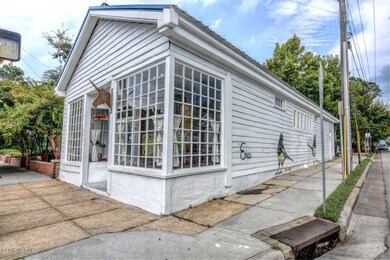 523 S 3rd St, Wilmington, NC 28401 - photo 2