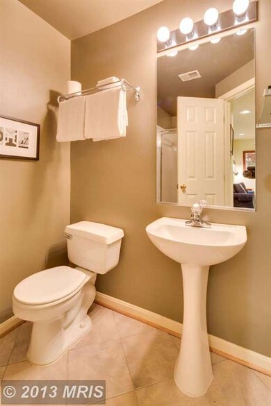 7305 Rocky Creek Dr, Columbia, MD 21046 - photo 6