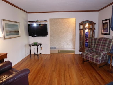 3805 Ridgewood Dr, Hilliard, OH 43026 - photo 5