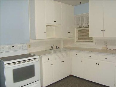 Stove and Dishwasher not shown stay