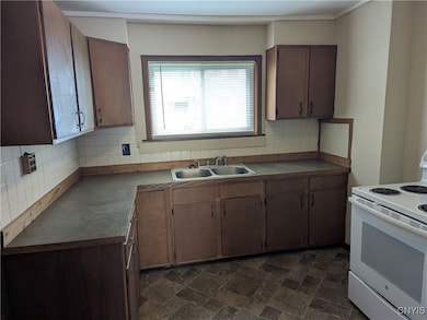 557 W 2nd St S, Fulton, NY 13069 - photo 3