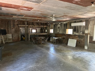 328 County Road 1175 E, Louisville, IL 62858 - photo 4