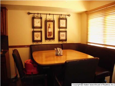 28 Franklin Ln unit C, Staten Island, NY 10306 - photo 6