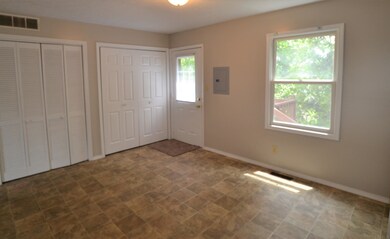 1379 E 2nd St unit D2, Bloomington, IN 47401 - photo 2