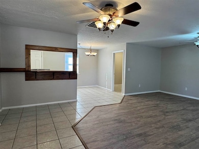 203 Maple St, Elgin, OK 73538 - photo 5