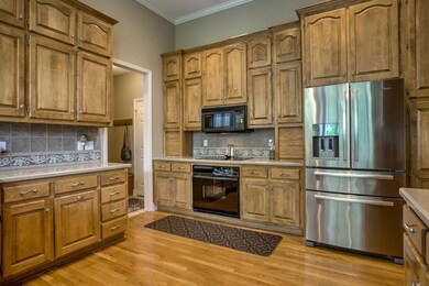 9630 Redbud Ln, Lenexa, KS 66220 - photo 6