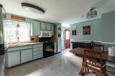lakehome_westroad050