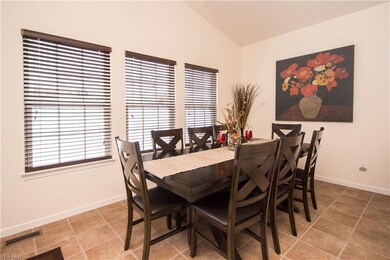 Large dining room ready for your decor!