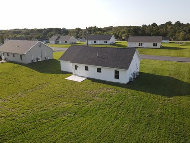 38 Stearns Farm Rd, Hampden, ME 04444 - photo 4