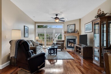 510 Green Coulee Rd unit 3, Onalaska, WI 54650 - photo 4