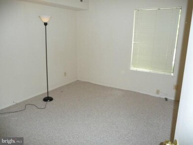 11415 Commonwealth Dr unit 1, Rockville, MD 20852 - photo 7