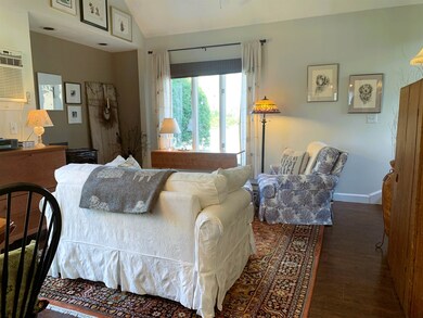807 Murphys Rd unit 4B, Quechee, VT 05059 - photo 3