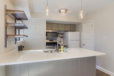 7801 Shoal Creek Blvd unit 135, Austin, TX 78757 - photo 7