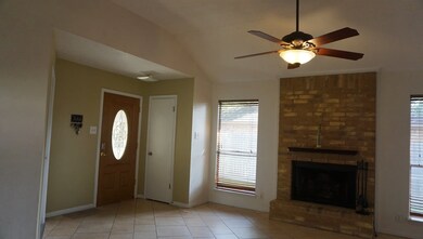 2617 La Mesa St, Bay City, TX 77414 - photo 3