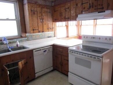 Kitchen 1