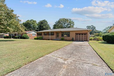 2105 Euclid Rd NW, Huntsville, AL 35810 - photo 2