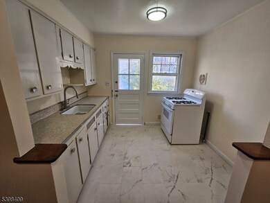 32 Highview Dr, Woodland Park, NJ 07424 - photo 5