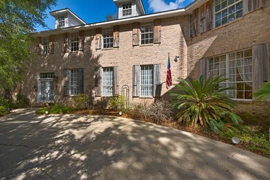 100_Canterbury_Cir_20180216_025