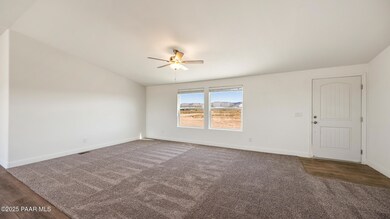 2729 W Grapevine Ct, Paulden, AZ 86334 - photo 7