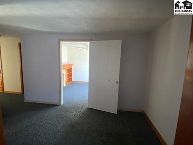 1402 E Euclid St, Mc Pherson, KS 67460 - photo 7