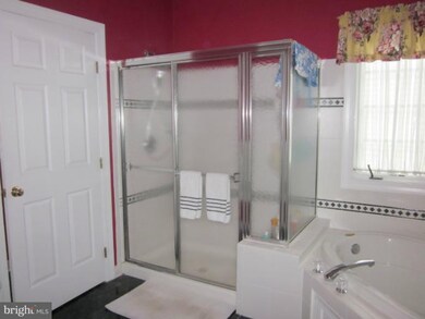 5186 Britten Ln, Ellicott City, MD 21043 - photo 6