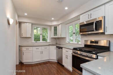 1225 N Eagle St, Naperville, IL 60563 - photo 4