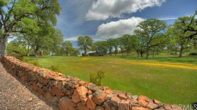 An example of one owner's fencing.