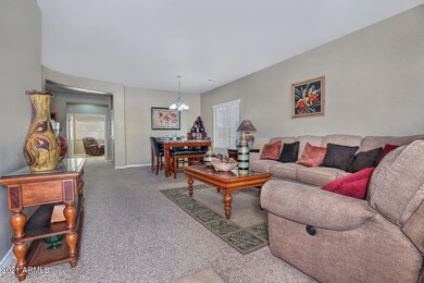 7505 W Rushmore Way Florence-large-004-0