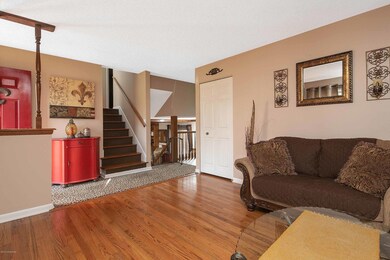 9328 Fairground Rd, Louisville, KY 40291 - photo 6