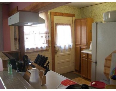 1 Cedar St, Wareham, MA 02571 - photo 4