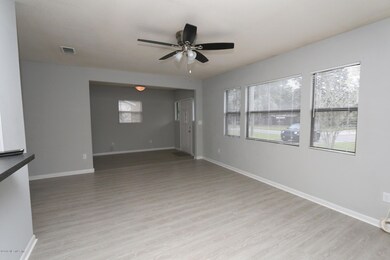 516 Laurina St, Jacksonville, FL 32216 - photo 7