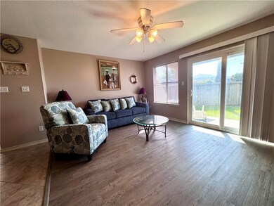 15125 Leeward Dr unit 10, Corpus Christi, TX 78418 - photo 5